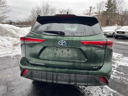 2023 Toyota Highlander Hybrid XLE