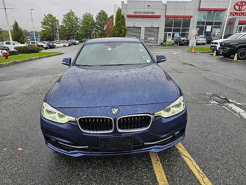 2018 BMW 330 xDrive
