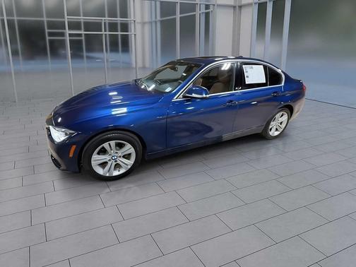 2018 BMW 330 xDrive