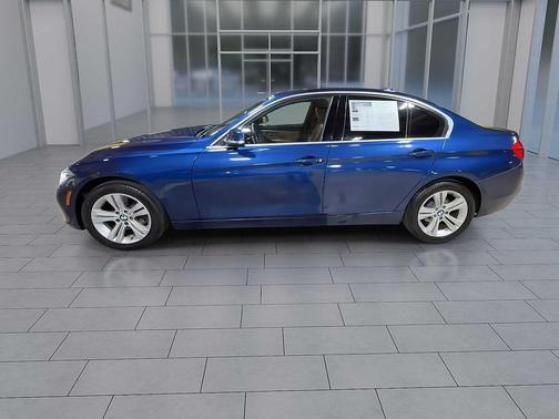 2018 BMW 330 xDrive