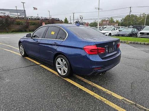 2018 BMW 330 xDrive