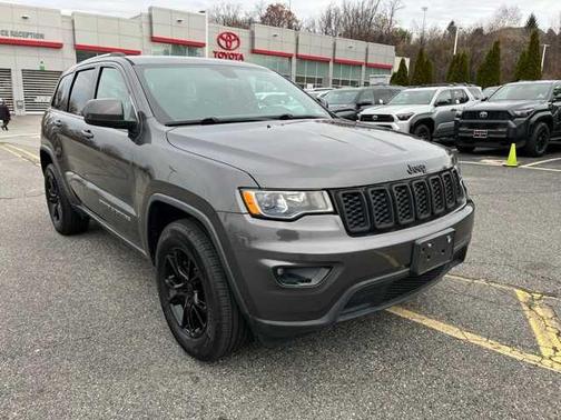 2017 Jeep Grand Cherokee Laredo