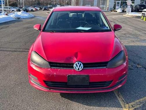2015 Volkswagen Golf TDI SE 4-Door