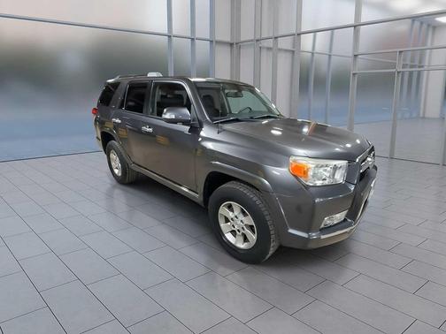 2013 Toyota 4Runner SR5