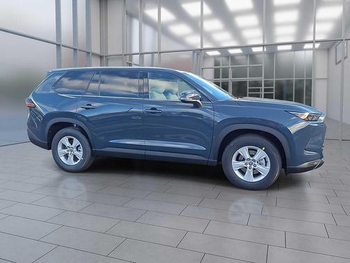 2026 Toyota Highlander LE