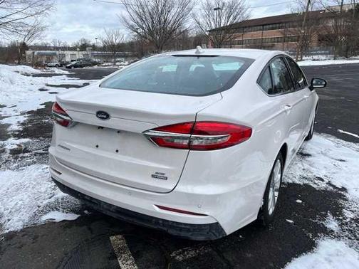 2020 Ford Fusion Hybrid SE