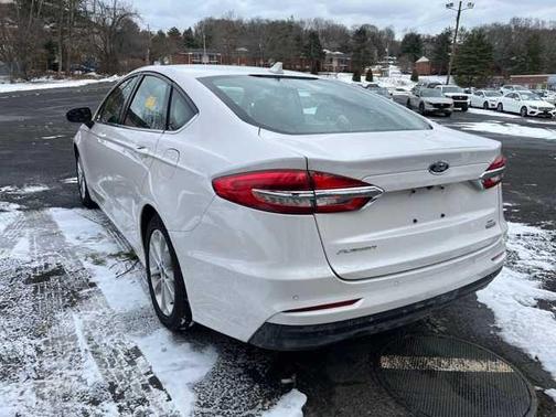 2020 Ford Fusion Hybrid SE