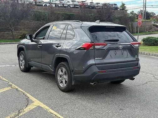 2023 Toyota RAV4 Hybrid LE