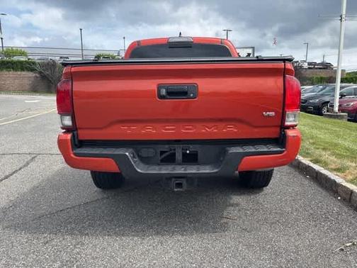 2018 Toyota Tacoma TRD Sport