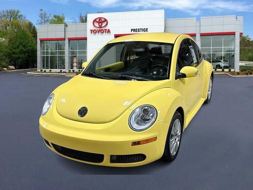 2009 Volkswagen New Beetle S