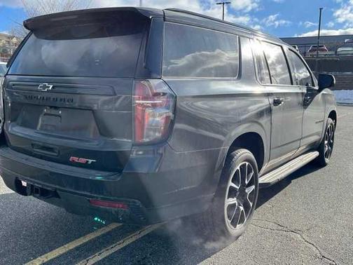 2024 Chevrolet Suburban RST