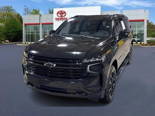 2024 Chevrolet Suburban RST