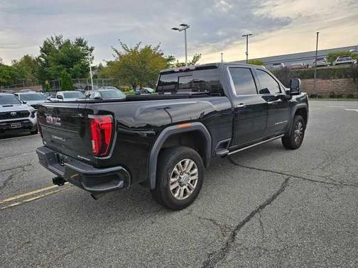 2023 GMC Sierra 2500 Denali