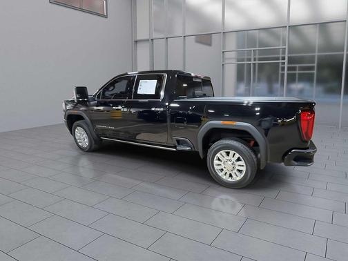 2023 GMC Sierra 2500 Denali