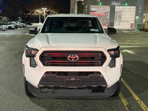 2025 Toyota Tacoma SR