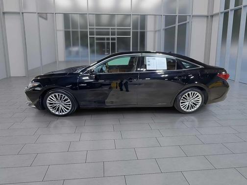2020 Toyota Avalon Hybrid Limited