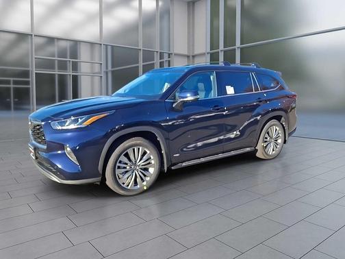 2026 Toyota Highlander Hybrid Platinum