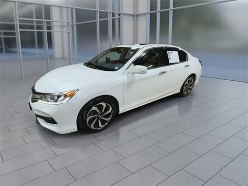 2017 Honda Accord EX-L w/Navigation & Honda Sensing