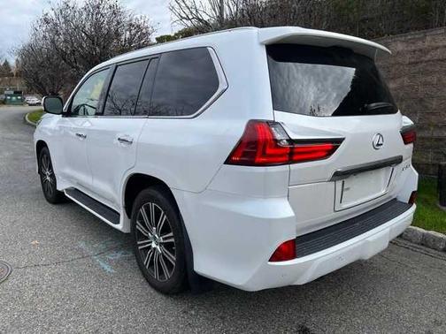 2019 Lexus LX 570 Base