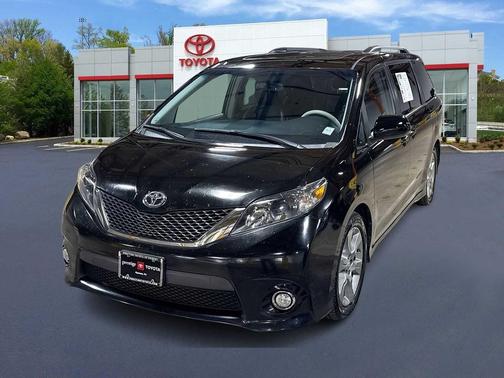 2012 Toyota Sienna SE