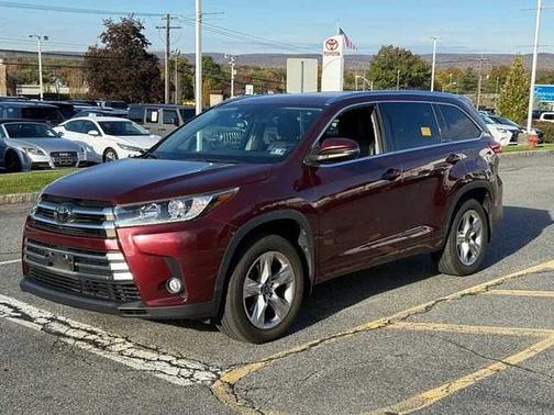 2017 Toyota Highlander Limited