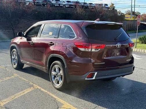 2017 Toyota Highlander Limited
