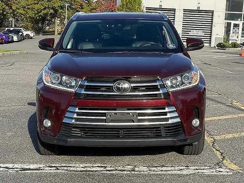 2017 Toyota Highlander Limited