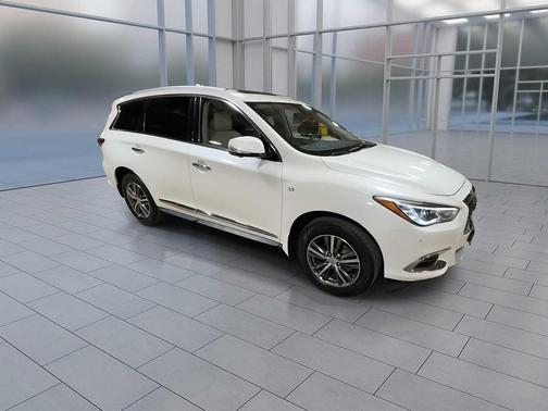 2017 INFINITI QX60 Base