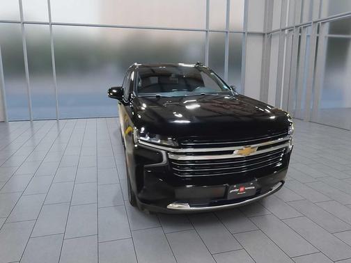 2022 Chevrolet Suburban LT