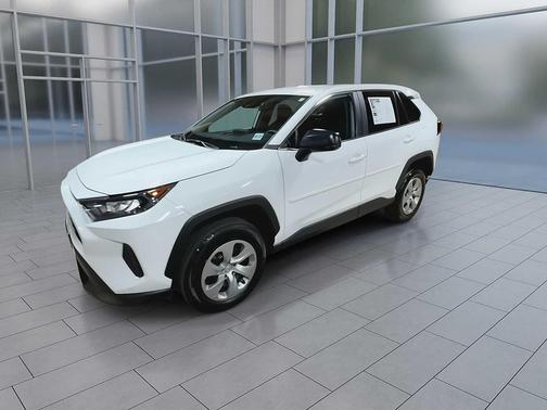 2022 Toyota RAV4 LE