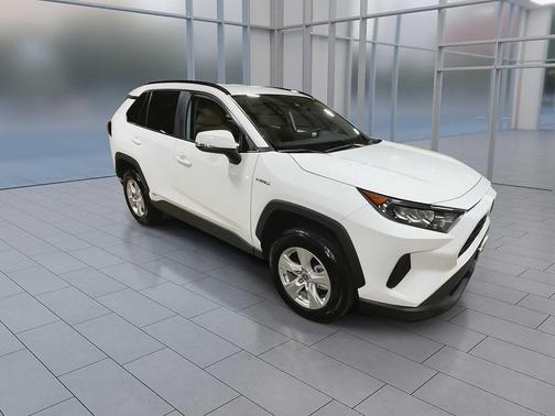 2021 Toyota RAV4 Hybrid LE