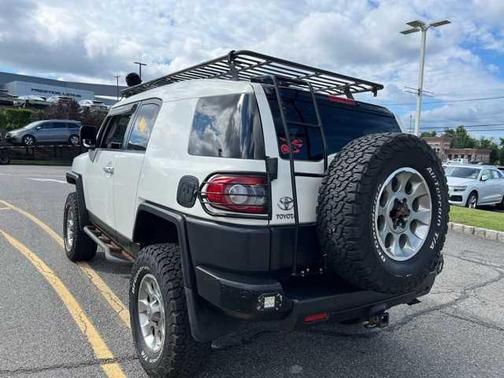2013 Toyota FJ Cruiser Base