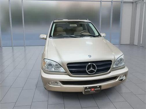 2002 Mercedes-Benz M-Class 4dr AWD 3.2L