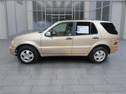 2002 Mercedes-Benz M-Class 4dr AWD 3.2L