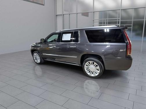 2016 Cadillac Escalade ESV Platinum