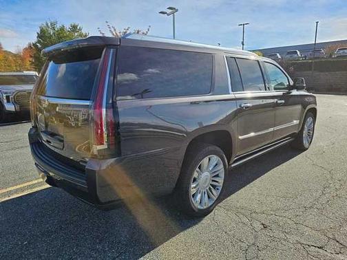 2016 Cadillac Escalade ESV Platinum
