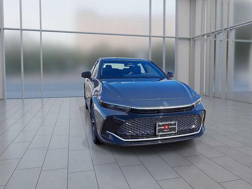 2026 Toyota Crown XLE