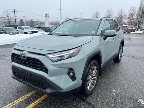 2023 Toyota RAV4 XLE Premium