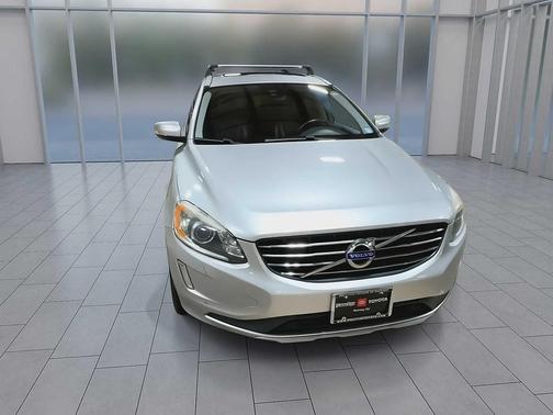 2017 Volvo XC60 T6 Inscription