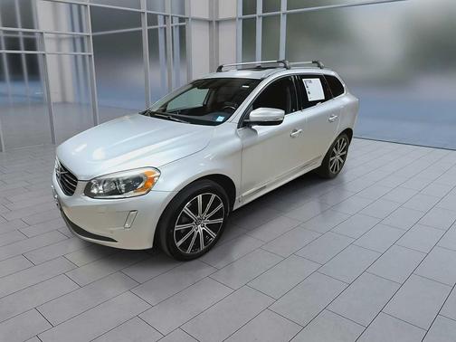 2017 Volvo XC60 T6 Inscription