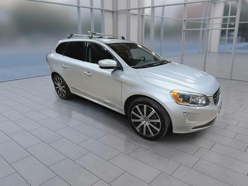 2017 Volvo XC60 T6 Inscription