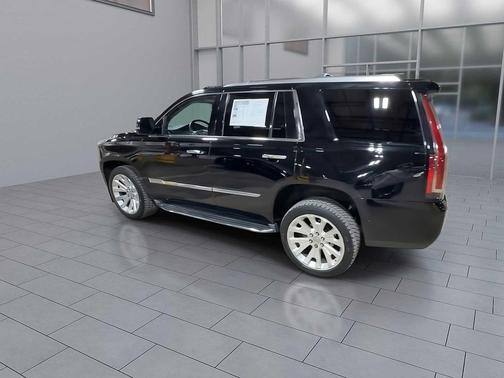 2015 Cadillac Escalade Luxury