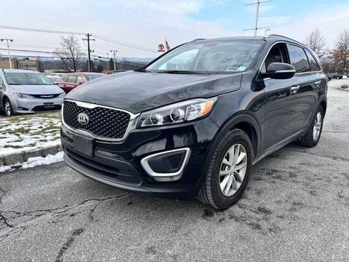2018 Kia Sorento LX