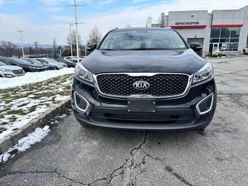 2018 Kia Sorento LX