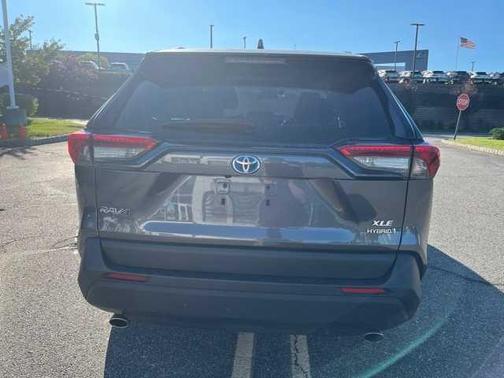 2023 Toyota RAV4 Hybrid XLE Premium