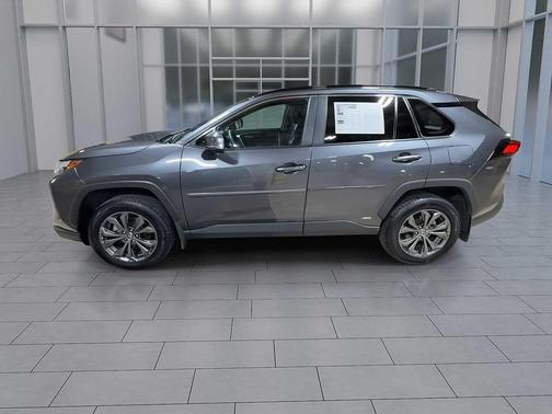 2023 Toyota RAV4 Hybrid XLE Premium