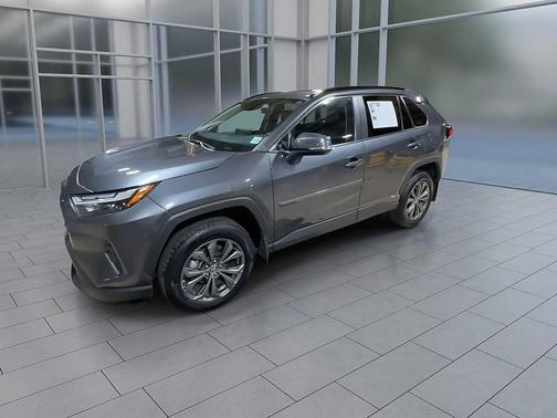 2023 Toyota RAV4 Hybrid XLE Premium