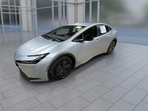 2024 Toyota Prius LE
