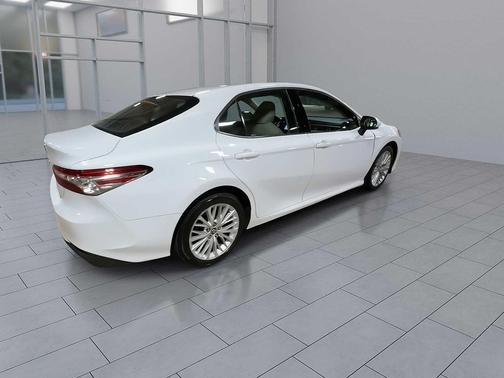 2018 Toyota Camry XLE