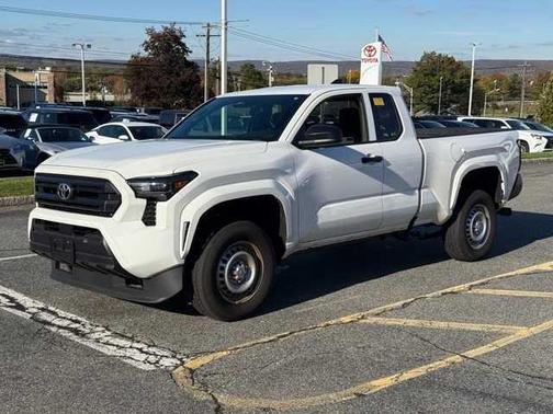 2025 Toyota Tacoma SR